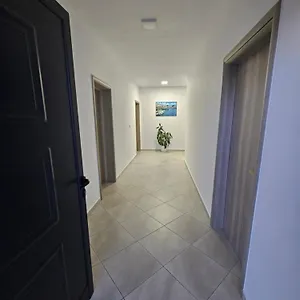 Aparthotel Soni Oruci, Ksamil